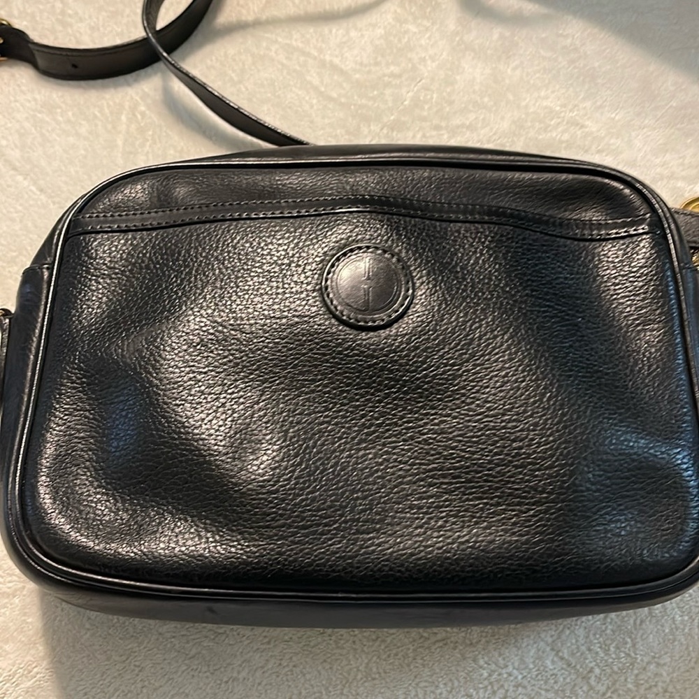 Vintage Gucci crossover handbag